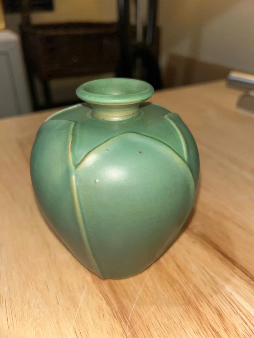 Vintage Arts & Crafts Mission Pottery Vase Matte Green Lotus Leaves Star 4 5/8”